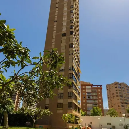 Gemelos 4 ベニドルム