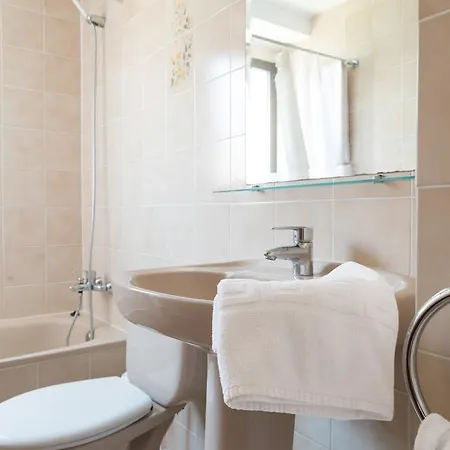 Gemelos 4 아파트 *